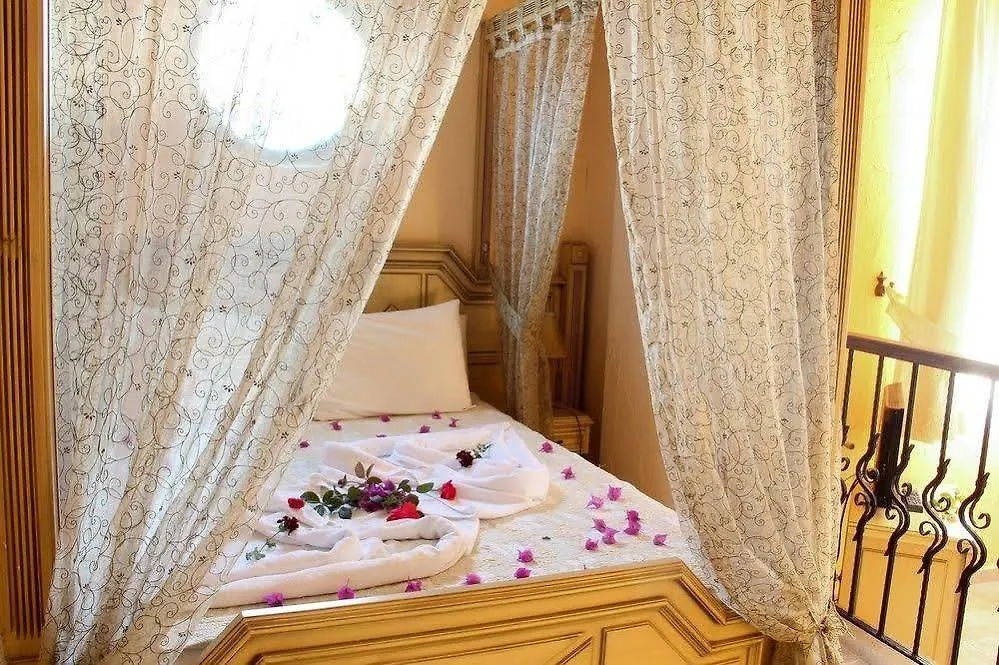 The Olive Tree Studios (Adults Only) Ölüdeniz Otel